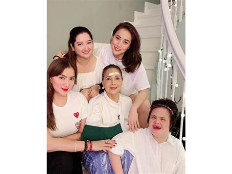 is ara mina and cristine reyes siblings